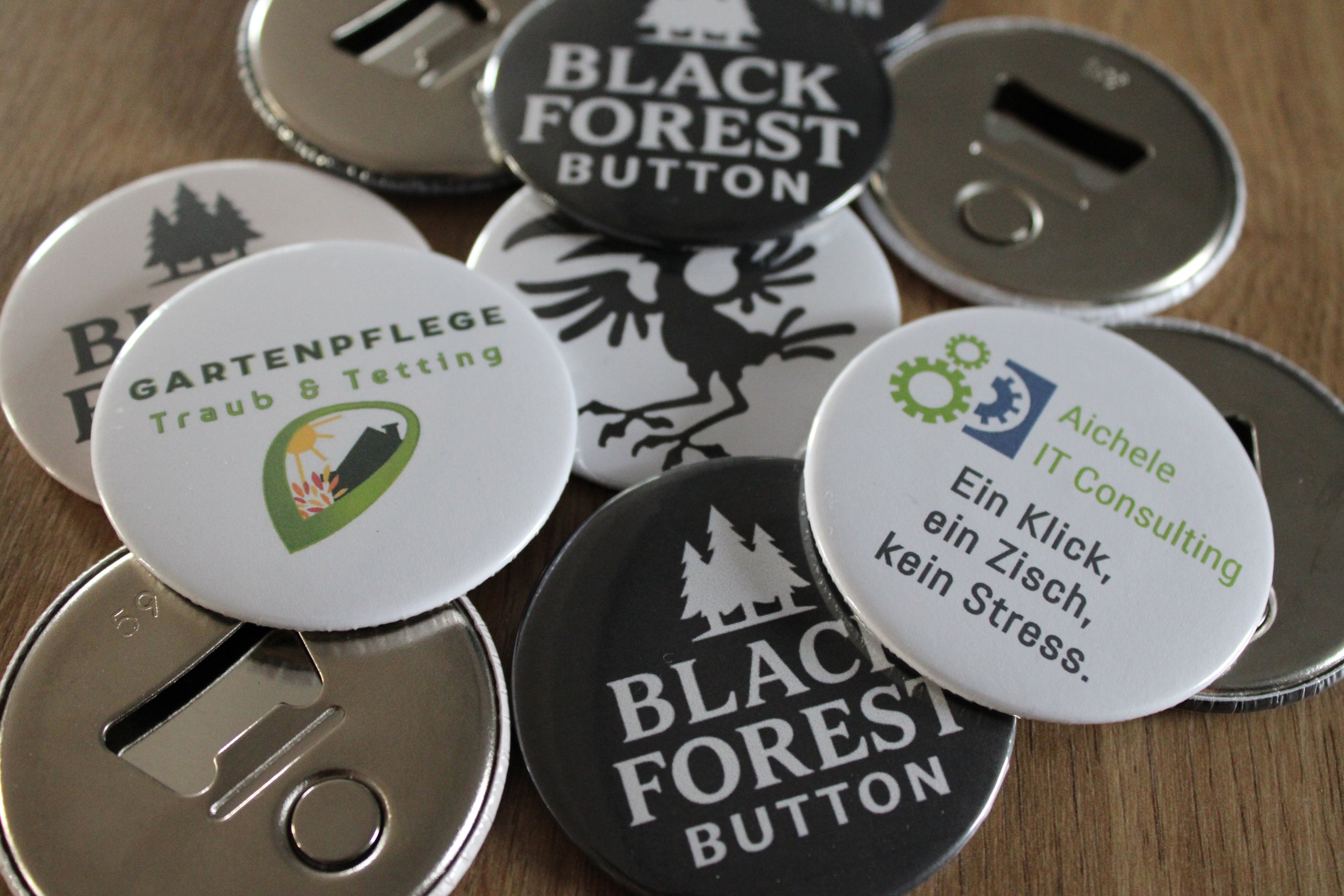 Individueller Button , eigenes Motiv 38 mm (6er Set, auch unterschiedliche Motive)